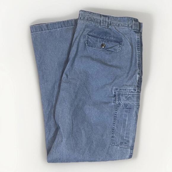 LL Bean Pants Mens 38x32 Classic Fit Cargo Blue Utility Outdoors - Picture 1 of 6